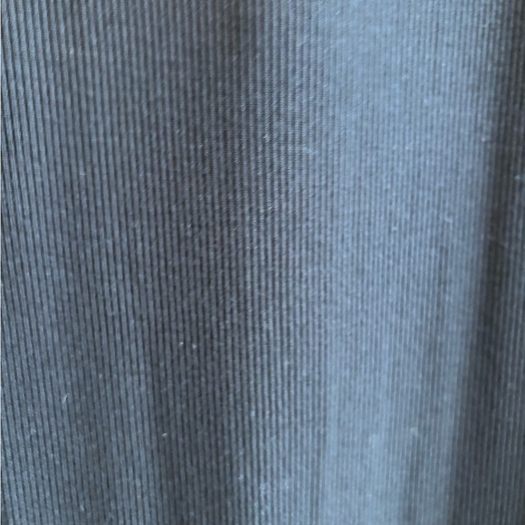 LIKE NEW GAP MATERNITY RIBBED JUMPSUIT IN BLACK - Picture 4 of 7